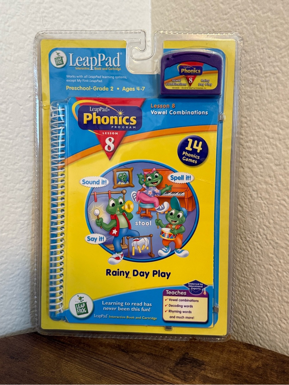 LeapFrog LeapPad Phonics Lesson 8 Vowel Combinations Rainy Day Play Book Card